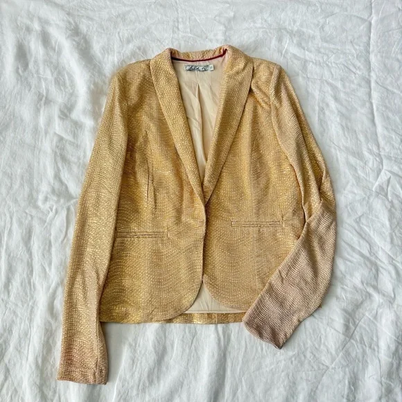 Chloe K Gold Women's Blazer - Picture 2 of 8